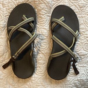 Like New Chaco Sandals Women’s 11